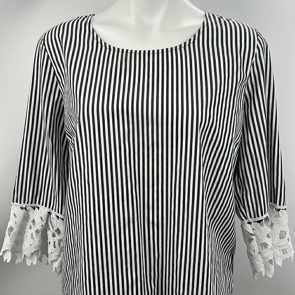 Notations striped scoop neckline blouse size XL